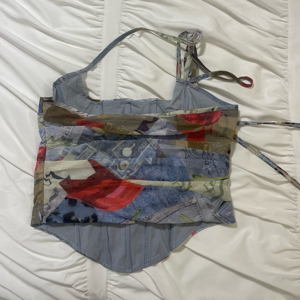 I am gia printed corset halter top. Size M. - Picture 2 of 3